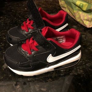 Like New Toddler Nike Air Max